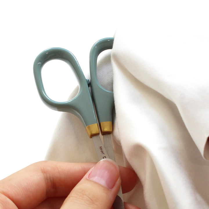 【Pre-order:Estimated Arrival in Late-February】Anniversary Small Scissors with Lacquered Handles