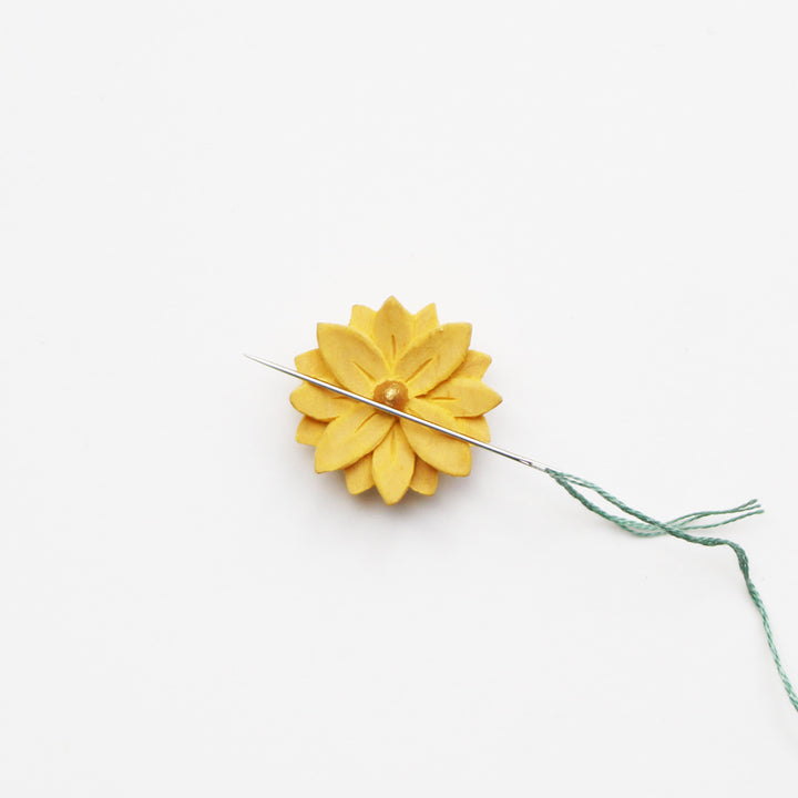 【Pre-order: Estimated Arrival in late-November】Wooden Needle Minder FUKUJUSO (45-385)