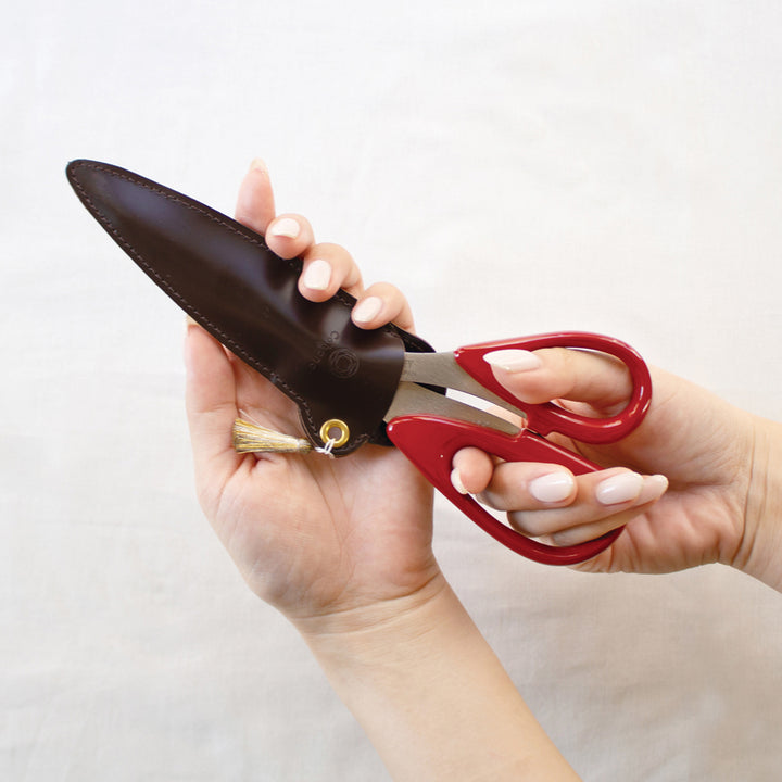 Seki Sewing Shears with Lacquered Handles (Shunuri) (45-266)
