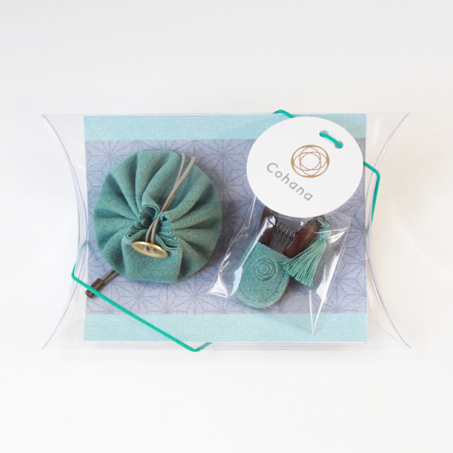 Seki Mini Scissors and Mini Drawstring Pouch Set