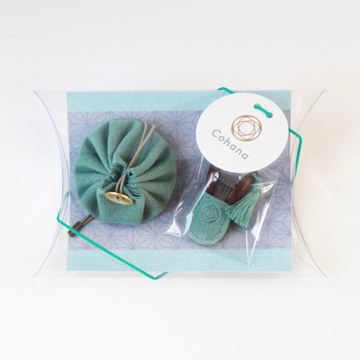 Seki Mini Scissors and Mini Drawstring Pouch Set