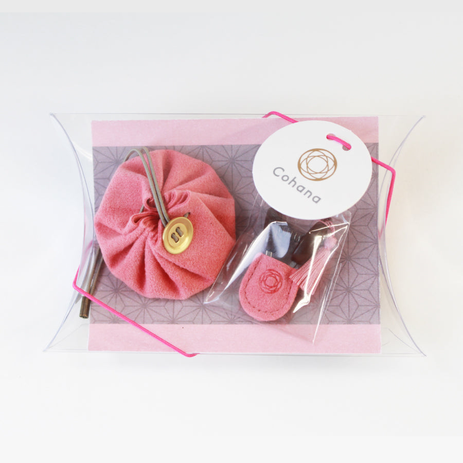 Seki Mini Scissors and Mini Drawstring Pouch Set