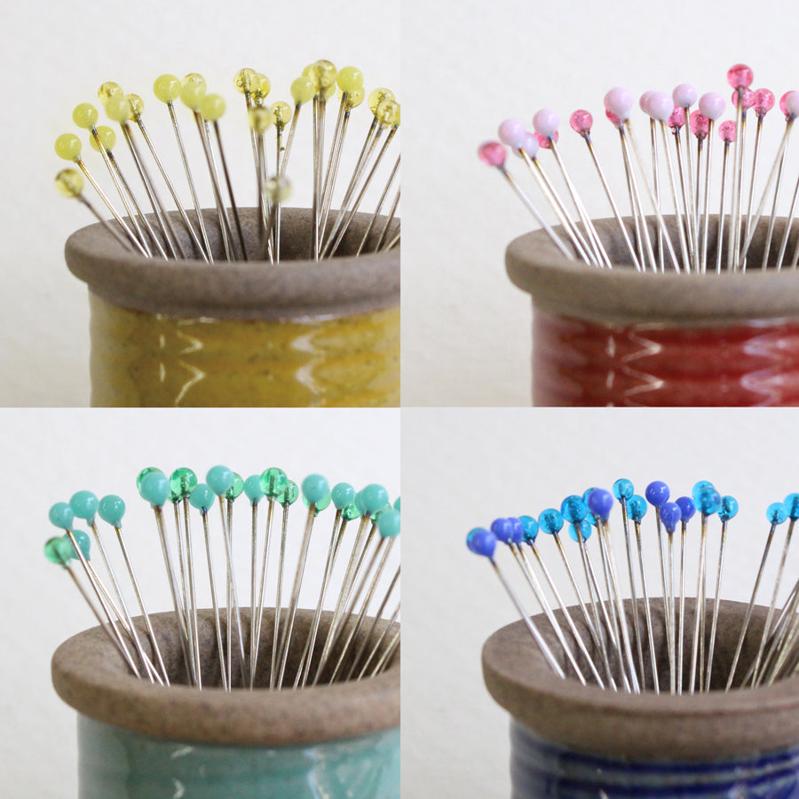 木箱入り待針 貝釦の帯留め