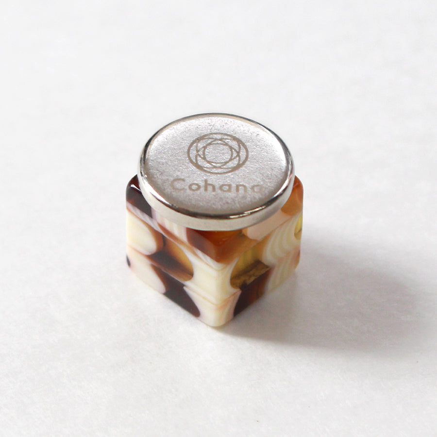 Needle Minder – Sabae Acetate