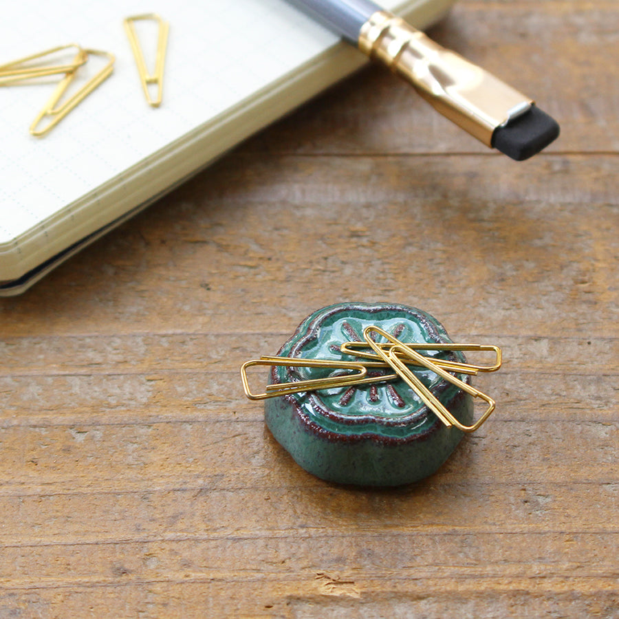 Awaji Kawara Magnetic Needle Rest