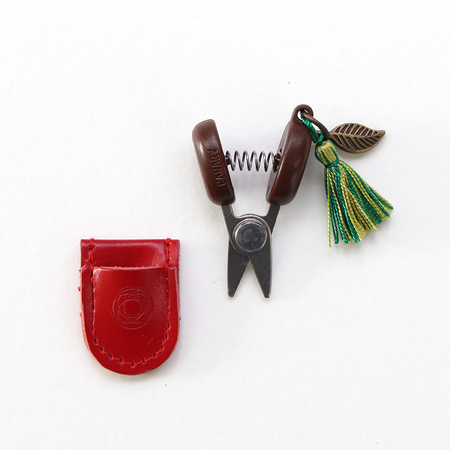 【Pre-order A: Estimated Arrival in Early-February】Red Apple Sewing Set