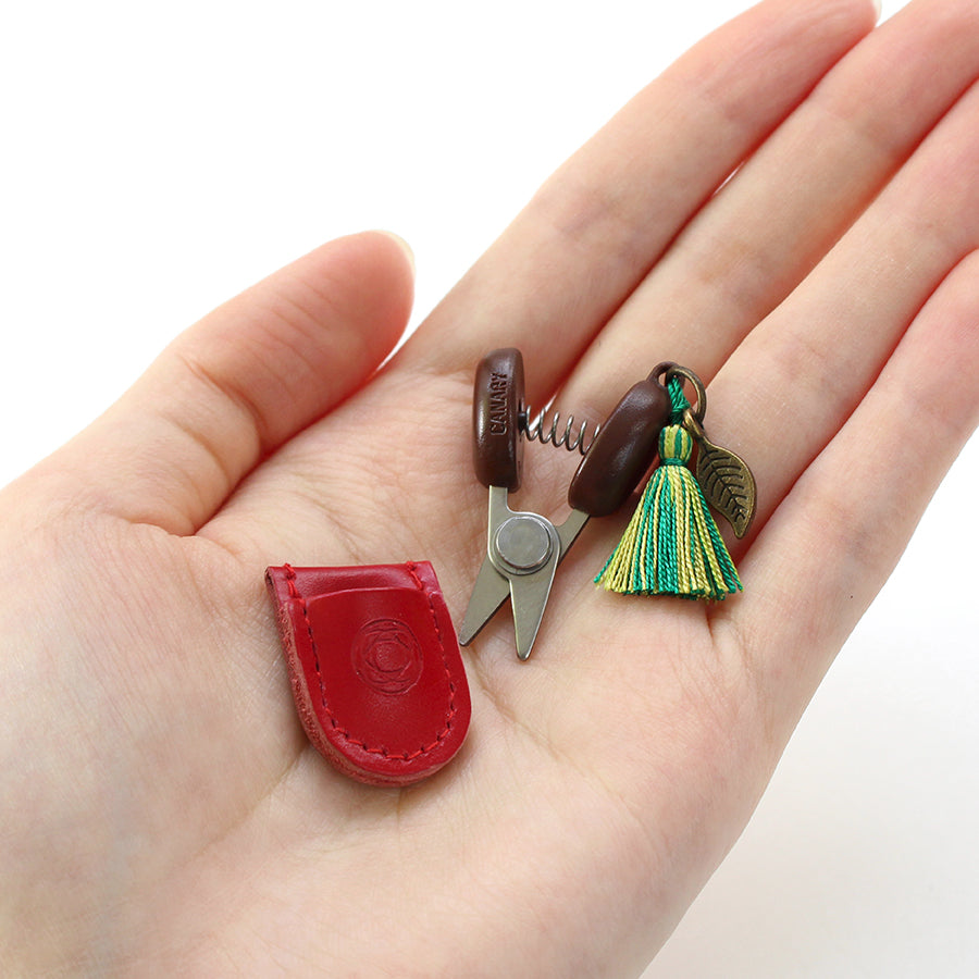 【Pre-order A: Estimated Arrival in Early-February】Red Apple Sewing Set