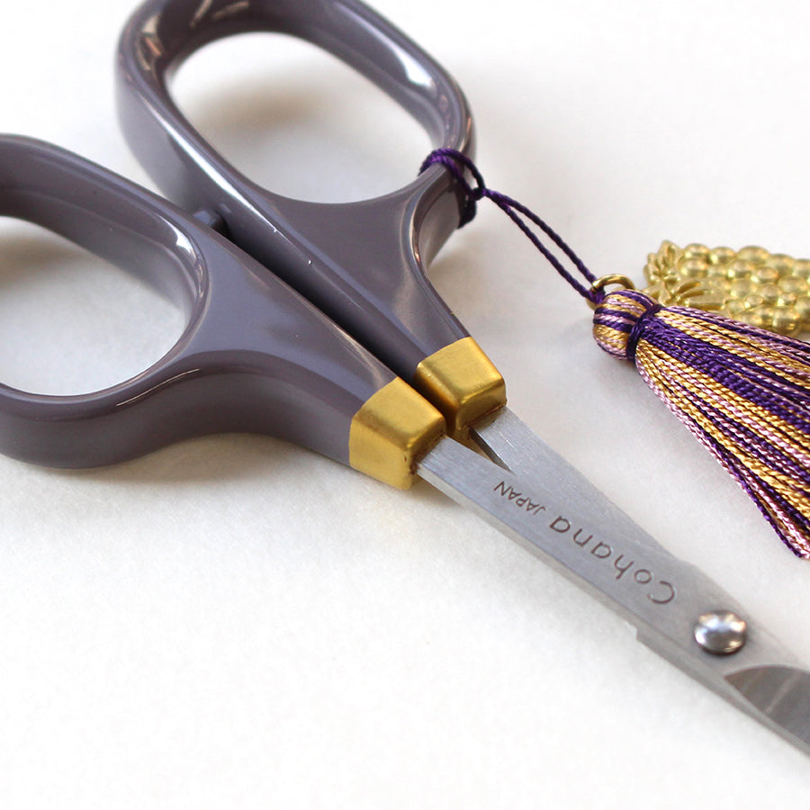 【数量限定・予約A:入荷2月上旬】漆と金蒔絵の小ばさみ ぶどう