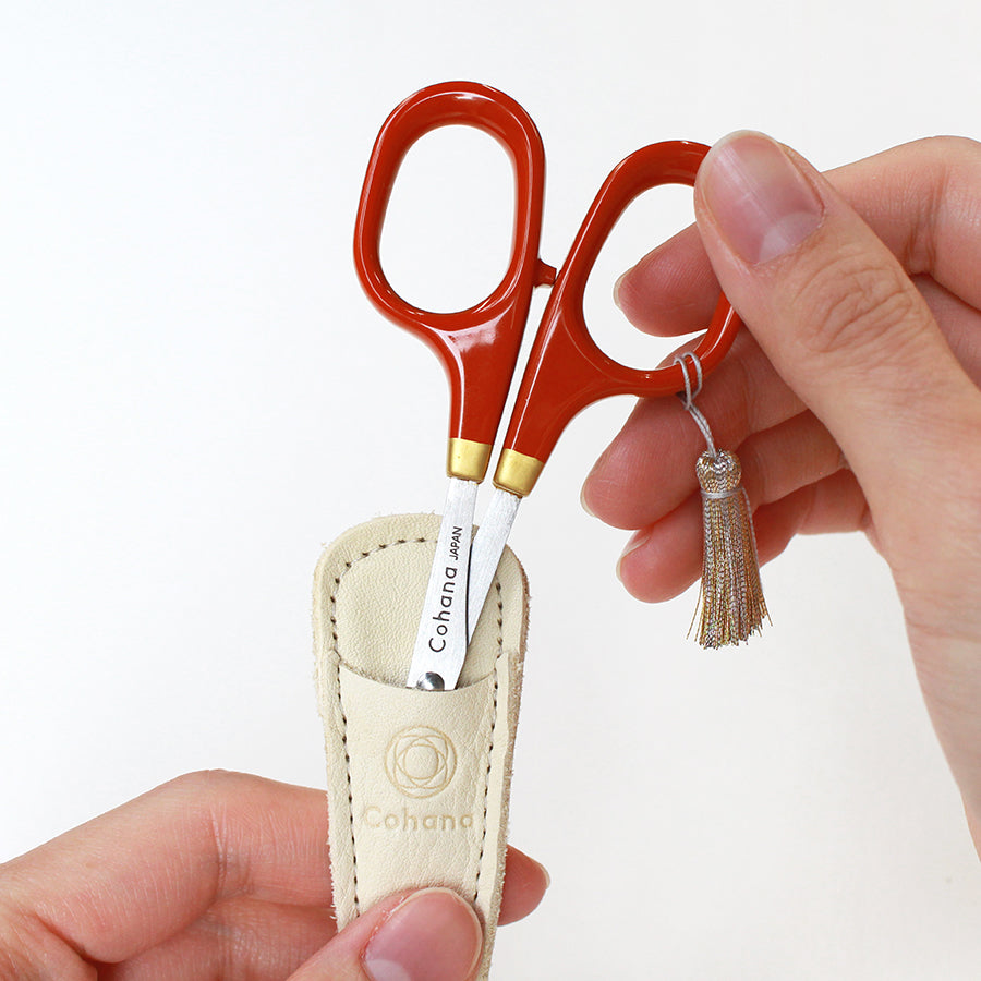 【数量限定・予約A:入荷2月下旬】漆と金蒔絵の小ばさみ 銀朱（45-409）