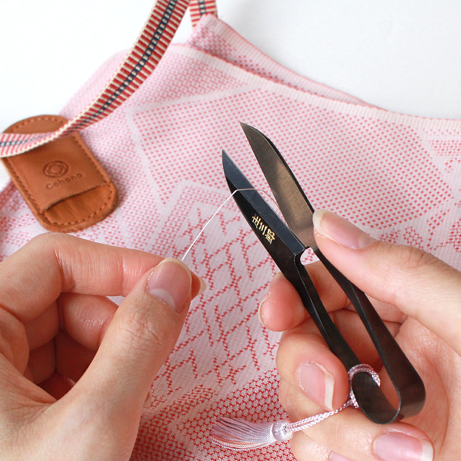 【数量限定・予約B:入荷3月中旬～下旬】庄三郎 長刃糸切ばさみ 着物の小風呂敷 さくら（45-413）