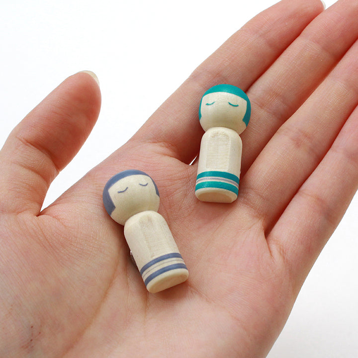 Kokeshi Needle Minder