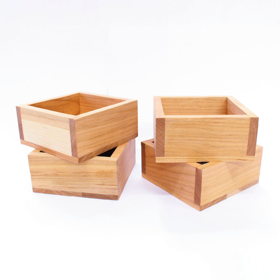 [Pre-order: Estimated Arrival in Mid-October] Awaji Tile Box – 紺藍 (45-477 Toolbox Only)