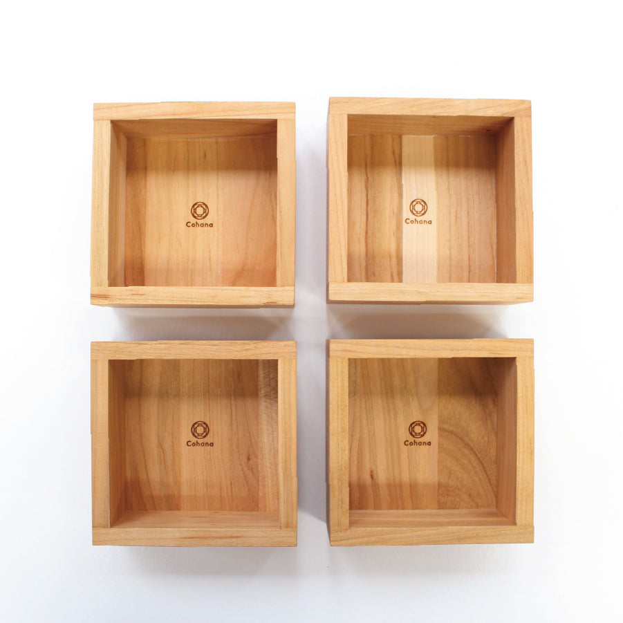 [Pre-order: Estimated Arrival in Mid-October] Awaji Tile Box – 紺藍 (45-477 Toolbox Only)