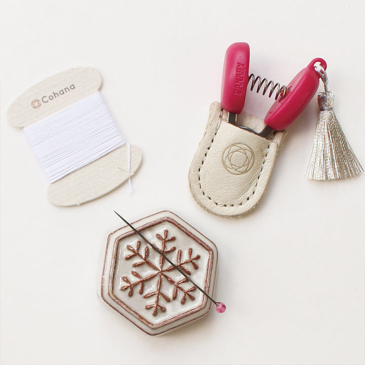 [Winter Limited Edition 2024] Mini Sewing Set KANTSUBAKI