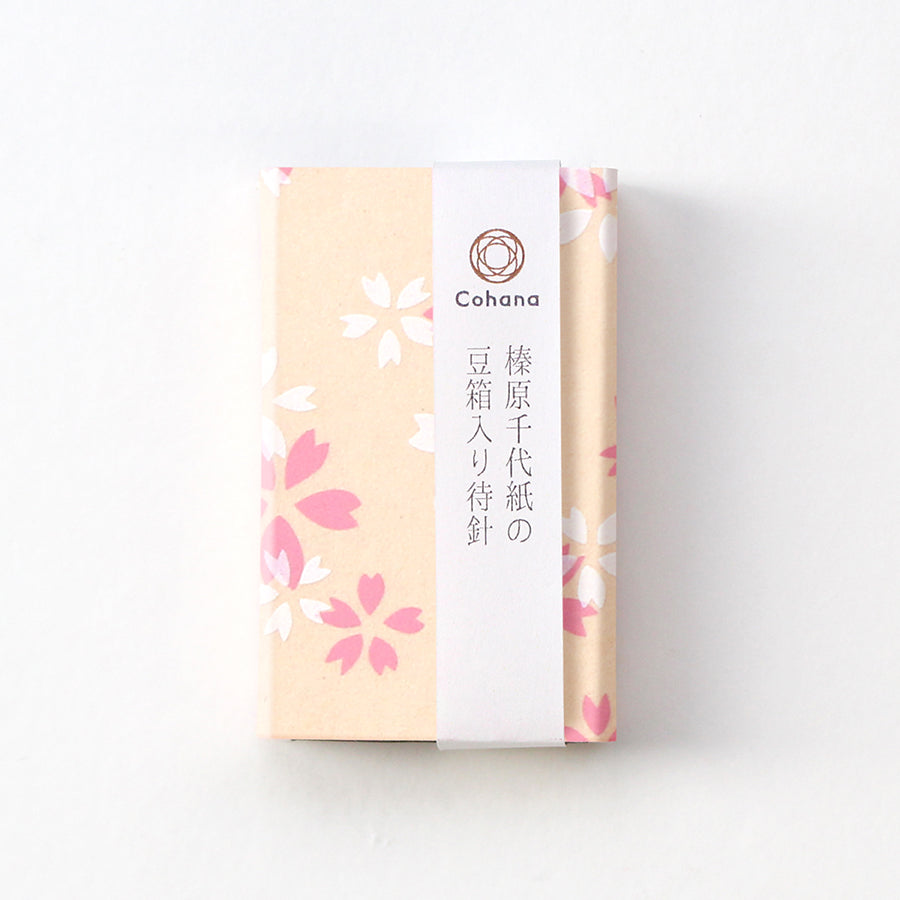 【Pre-order: Estimated Arrival in Mid-May】Sewing Pins in Haibara Chiyogami Mini Box SAKURA（45-347）