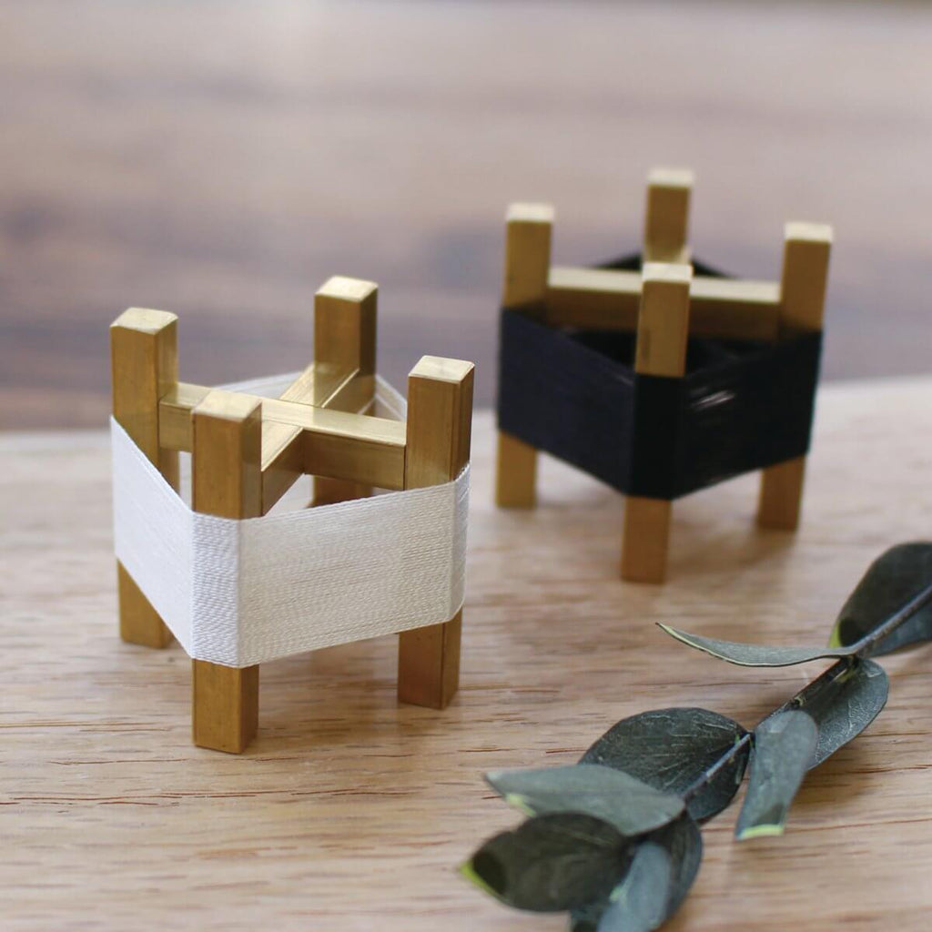 真ちゅうの小さな糸巻き – Cohana Online Store