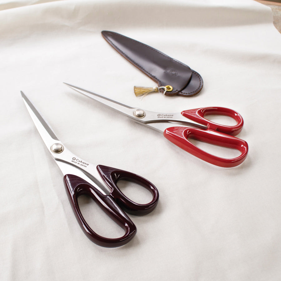 Seki Sewing Shears with Lacquered Handles (Shunuri) (45-266)