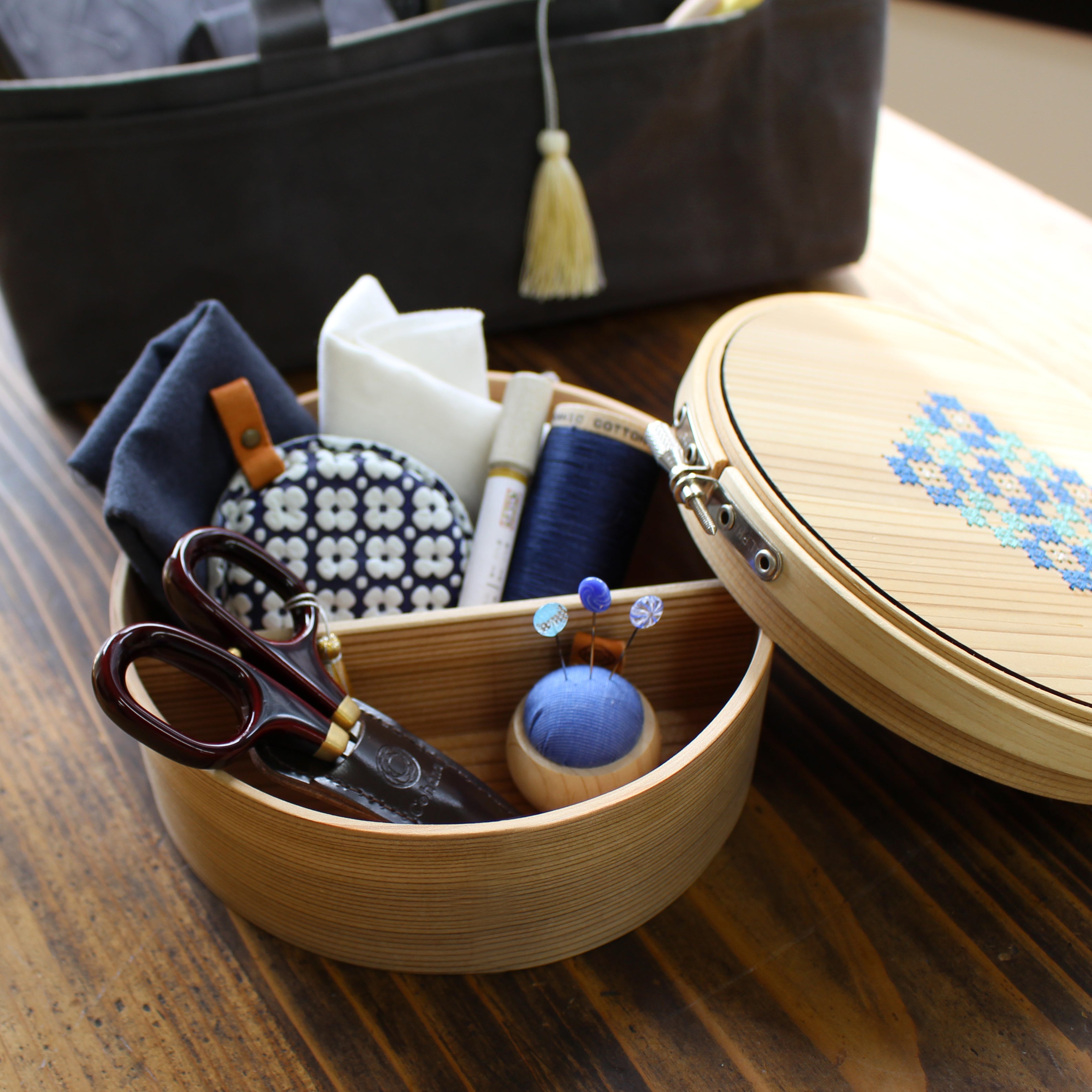 半額 福袋の通販 Magewappa Toolbox with Embroidery Hoops – Cohana Online Store 小物入れ