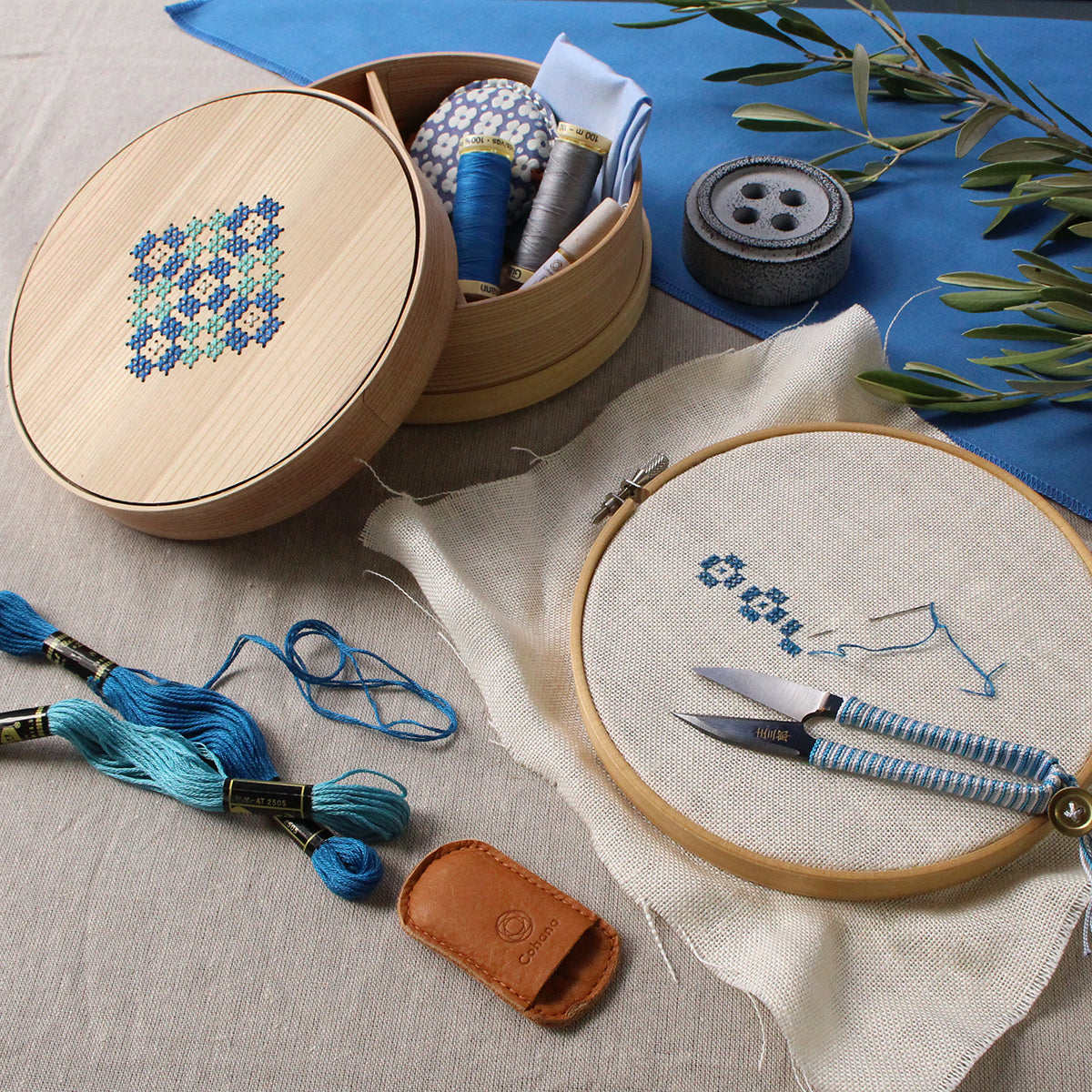 ファッション人気ブランドランキング Magewappa Toolbox with Embroidery Hoops – Cohana Online Store 小物入れ
